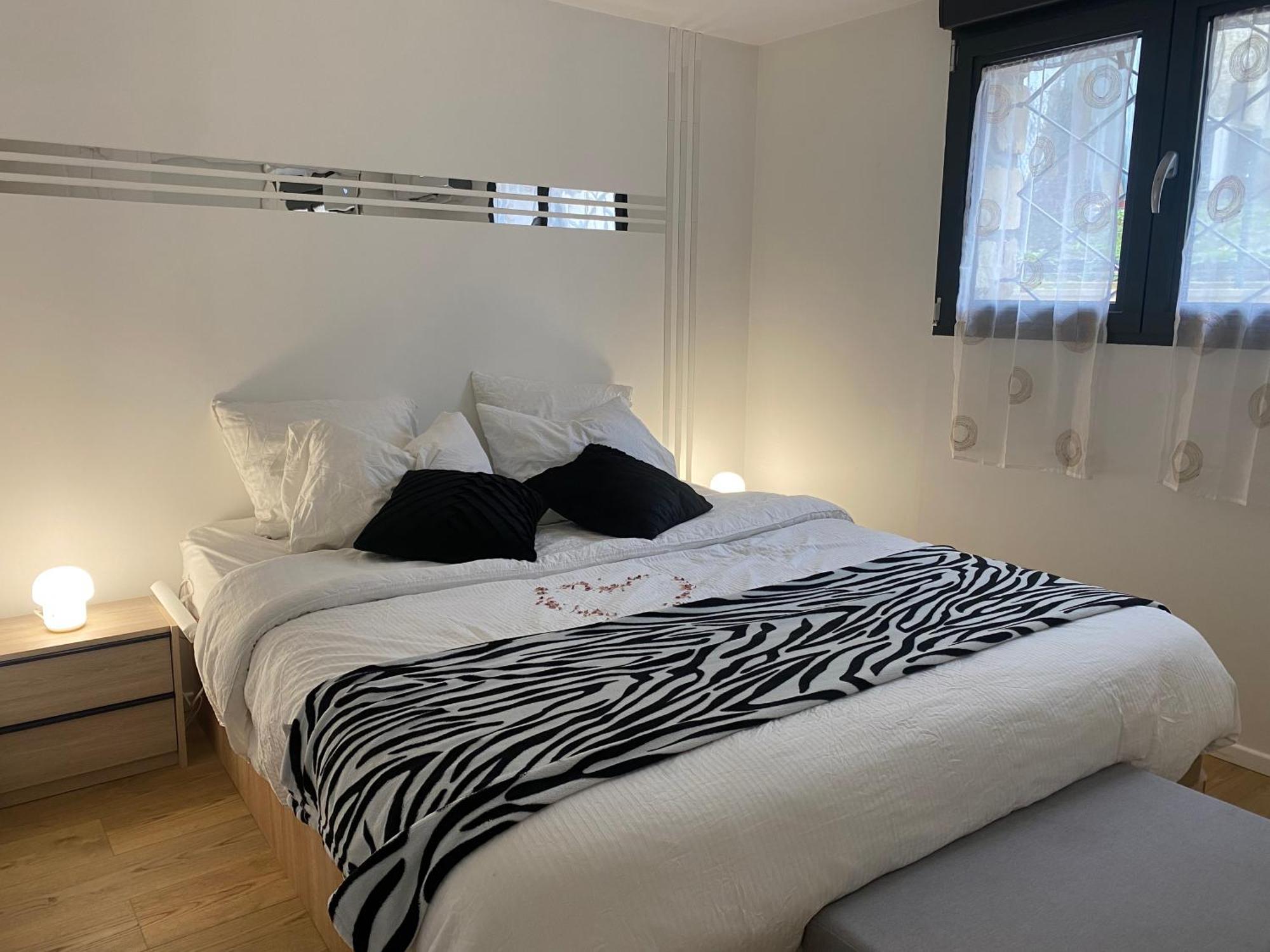 Eden In Vitry Logement Entier Exterior photo